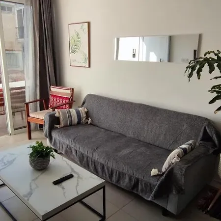 Mediterranean Seaside Authentic House *