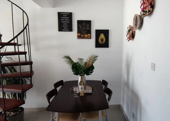 Mediterranean Seaside Authentic House Πόλη